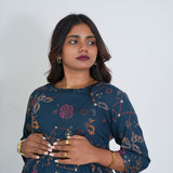 Blue geometric maternity nursing wear