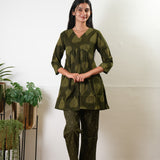 Olive fern maternity nursing comfies