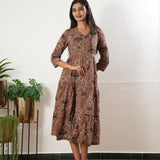 Beige tulip collared cotton midi dress