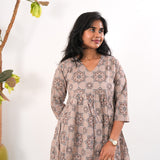 Beige cotton comfies