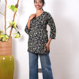 Round neck cotton short kurti - Onyx