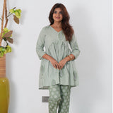 Pastel green cotton Comfies