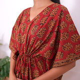 Red paisley short kaftan