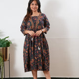 Navy floral cotton v neck dress