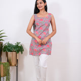 Pink roses cotton tunic(attached sleeves)