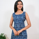 Indigo paisley cotton tunic(attached sleeves)