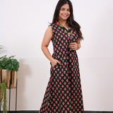 Ira cotton v neck gathered dress-Black rose (attached sleeves)