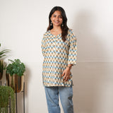 Round neck cotton short kurti - Blue and off white