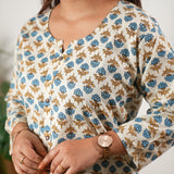 Round neck cotton short kurti - Blue and off white