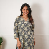 V neck cotton short kurti - Black dahlia