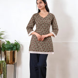 V neck cotton short kurti - Pastel green